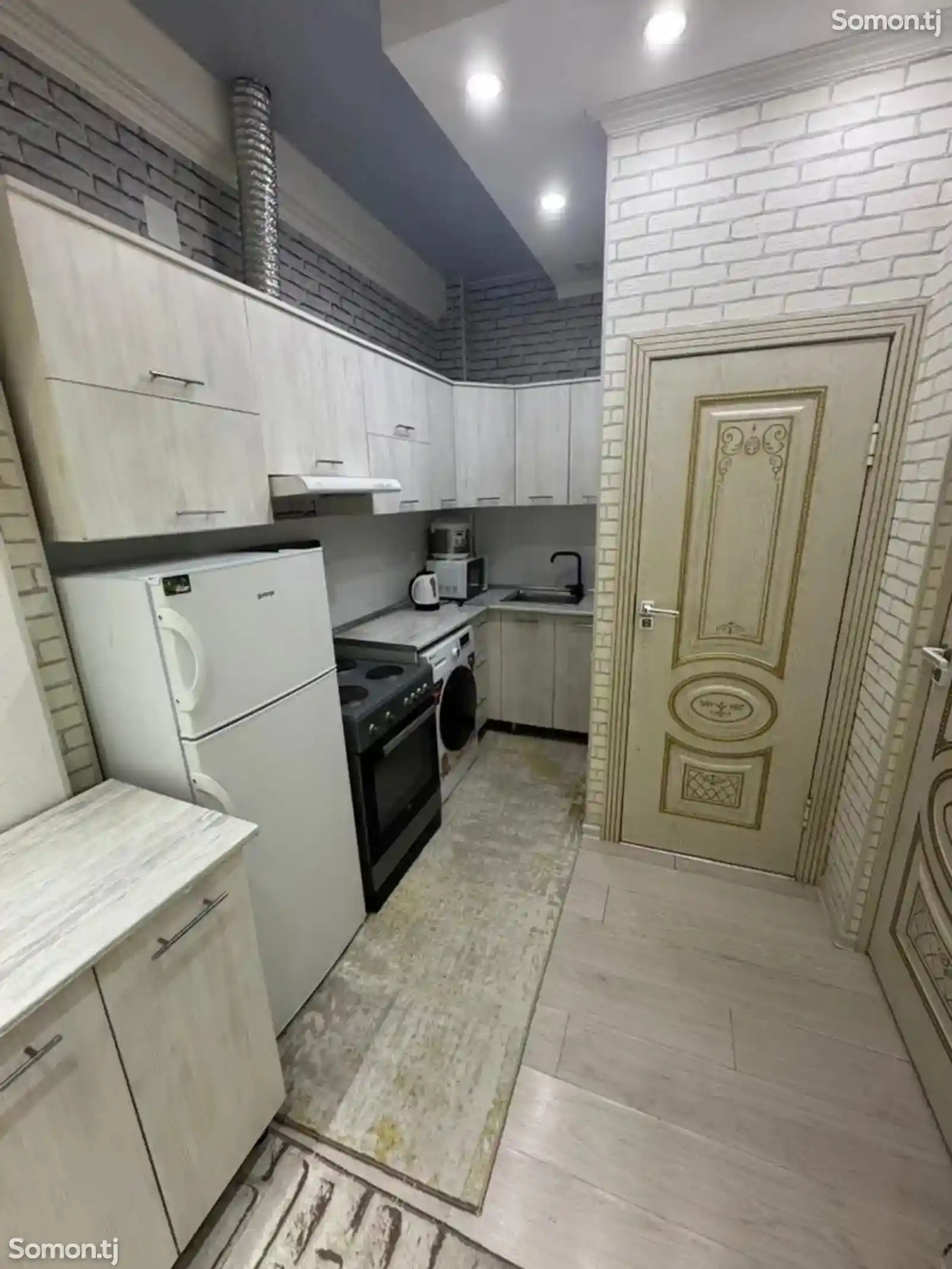 2-комн. квартира, 11 этаж, 38м², Гранд отель-3