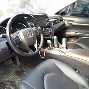 Toyota Camry, 2018