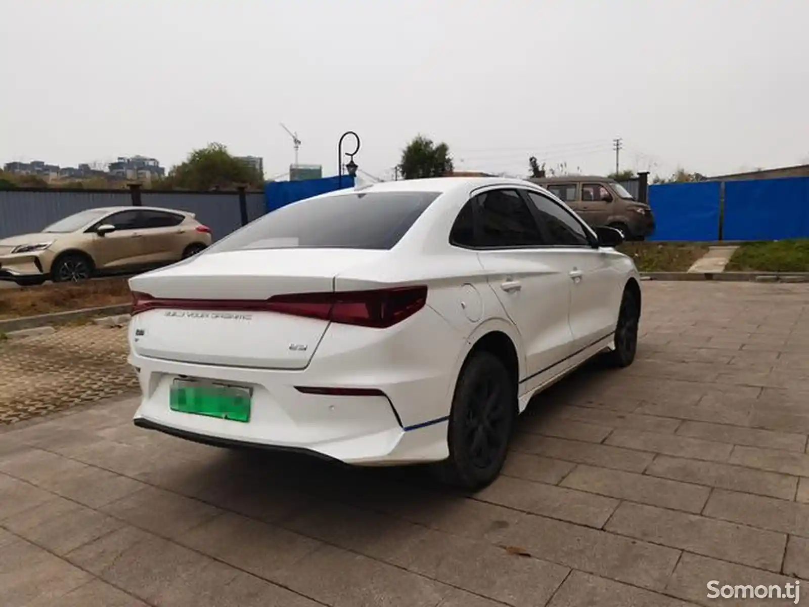 BYD E3, 2021-6