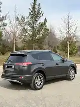 Toyota RAV 4, 2018-5