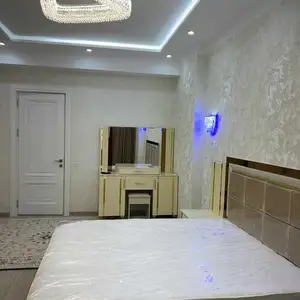 2-комн. квартира, 18 этаж, 88м², Шохмансур