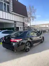 Toyota Camry, 2018-7