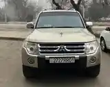 Mitsubishi Pajero, 2009-2