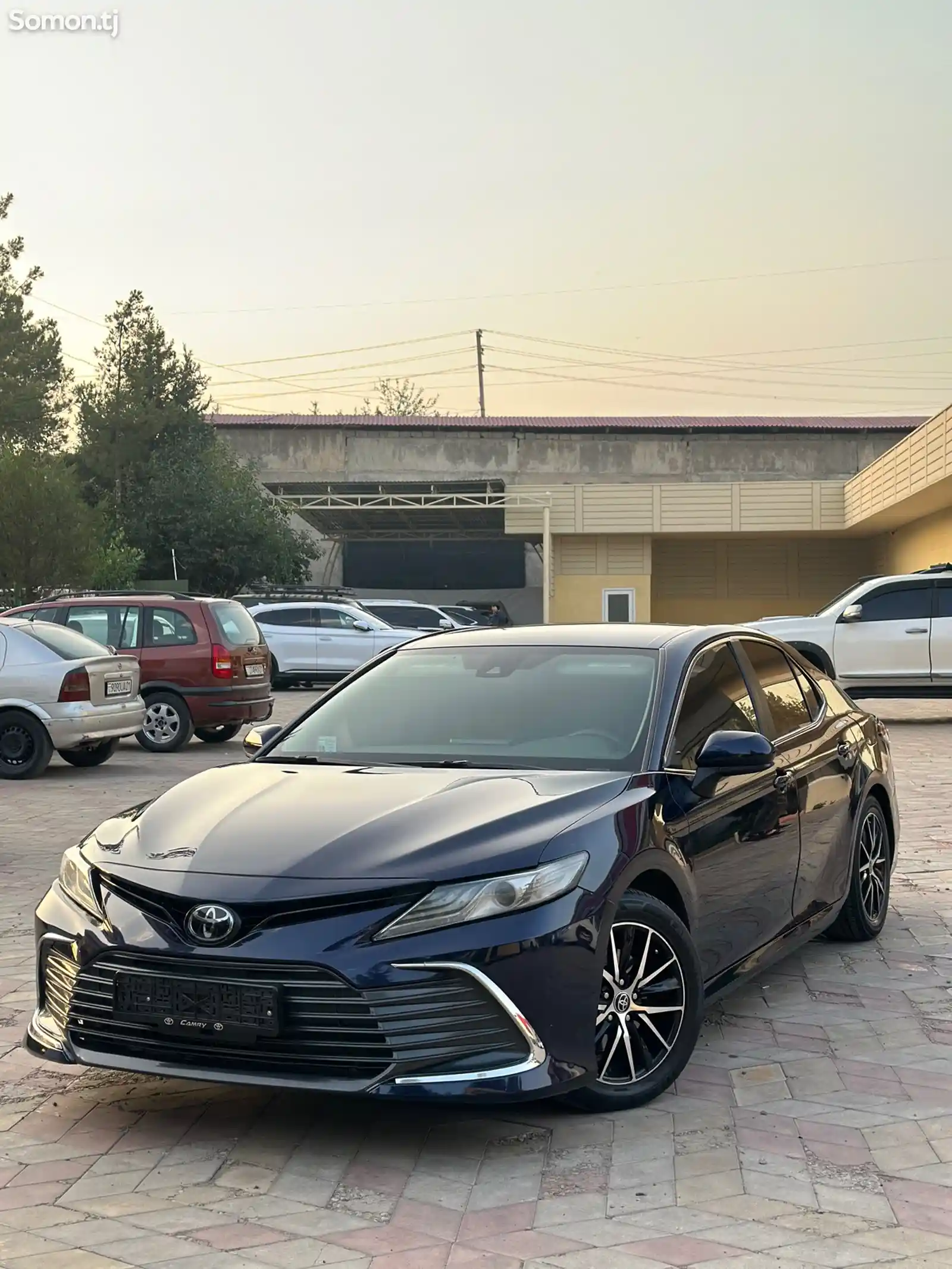 Toyota Camry, 2022-1