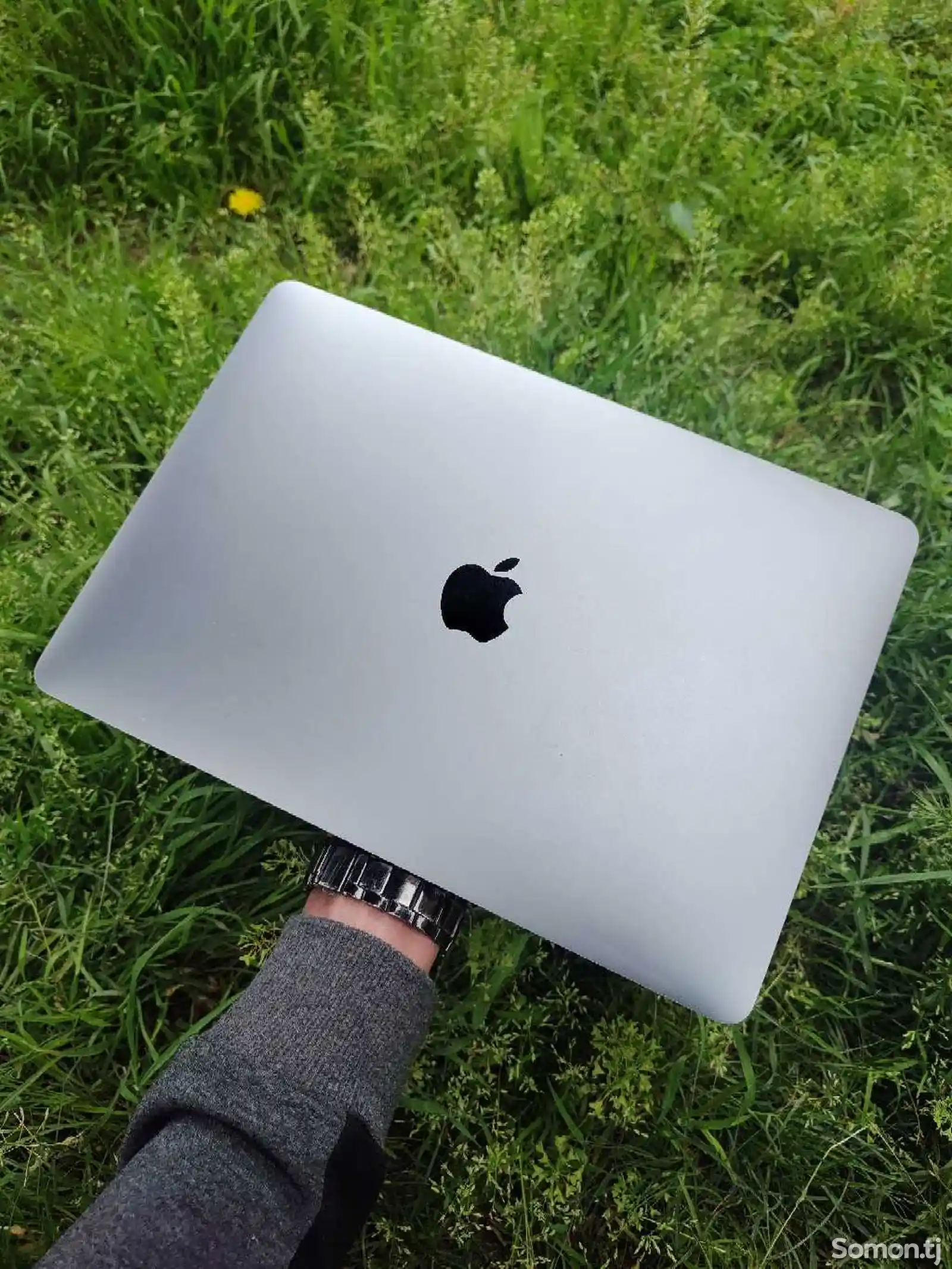 Ноутбук MacBook Pro 13inch Four Thunderbolt 3port-1