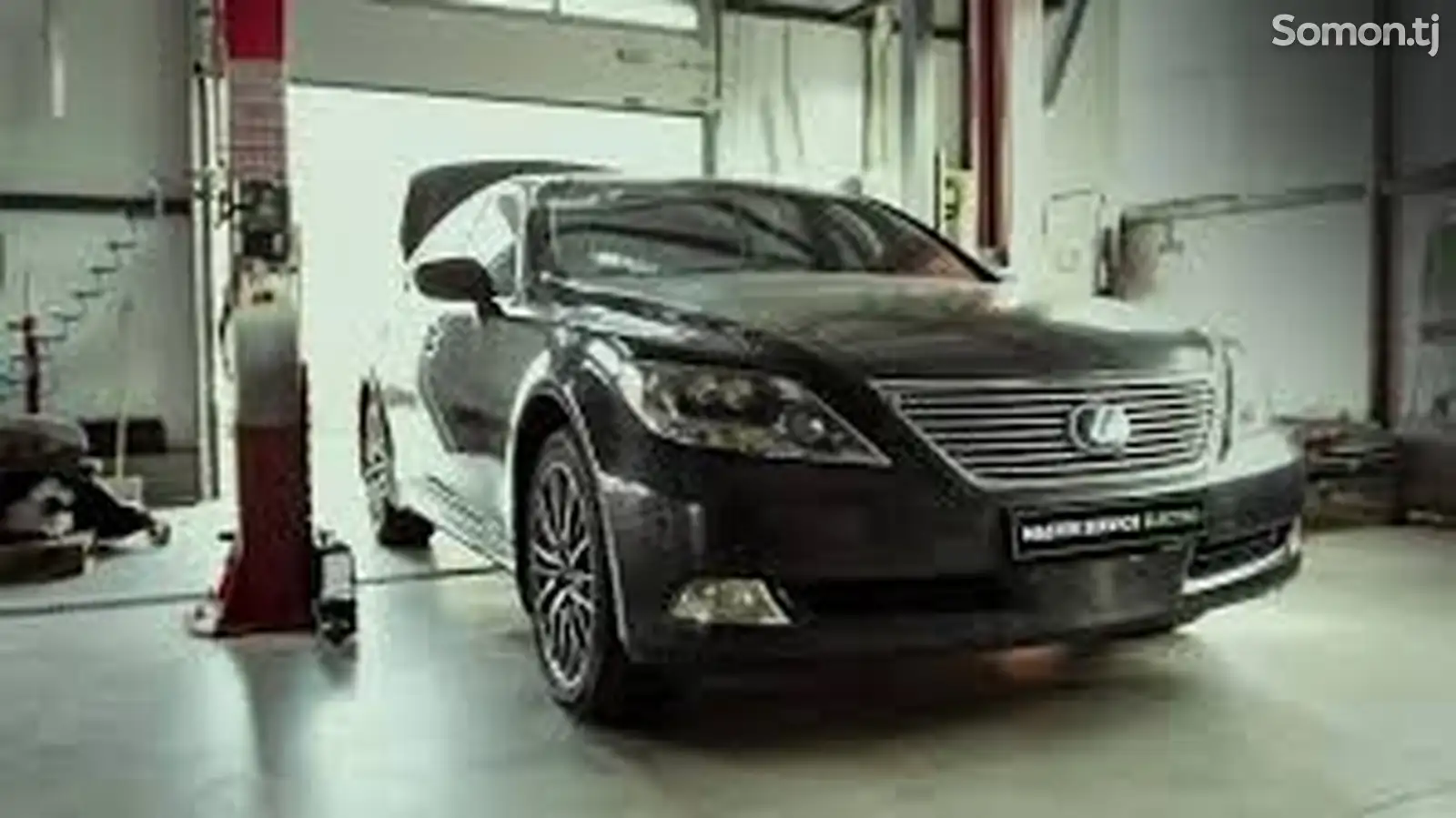 Lexus LS series, 2010-1