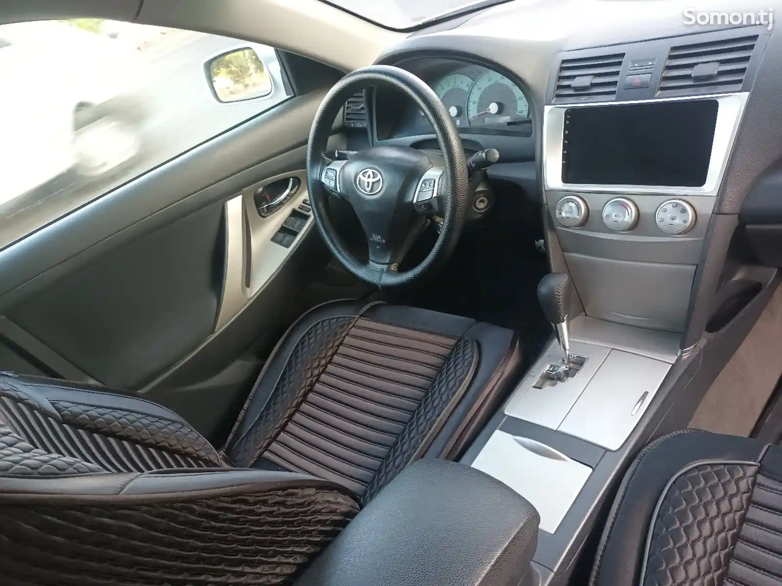 Toyota Camry, 2010-6