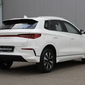 BYD E2, 2024