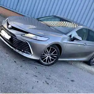 Toyota Camry, 2022