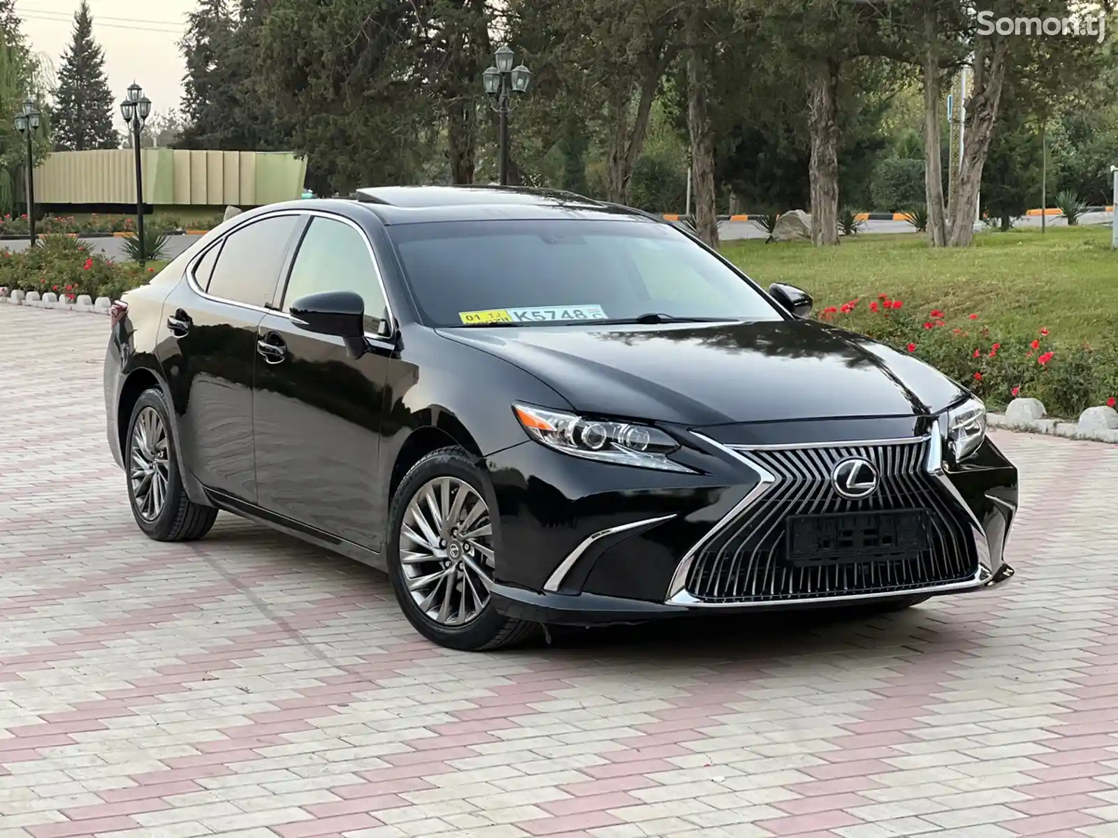 Lexus ES series, 2013-2