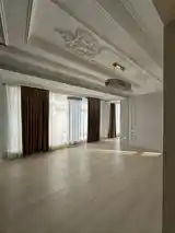 3-комн. квартира, 14 этаж, 120м², И.Сомони-4