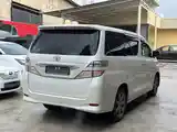 Toyota Vellfire, 2010-4