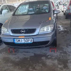 Opel Zafira, 2004