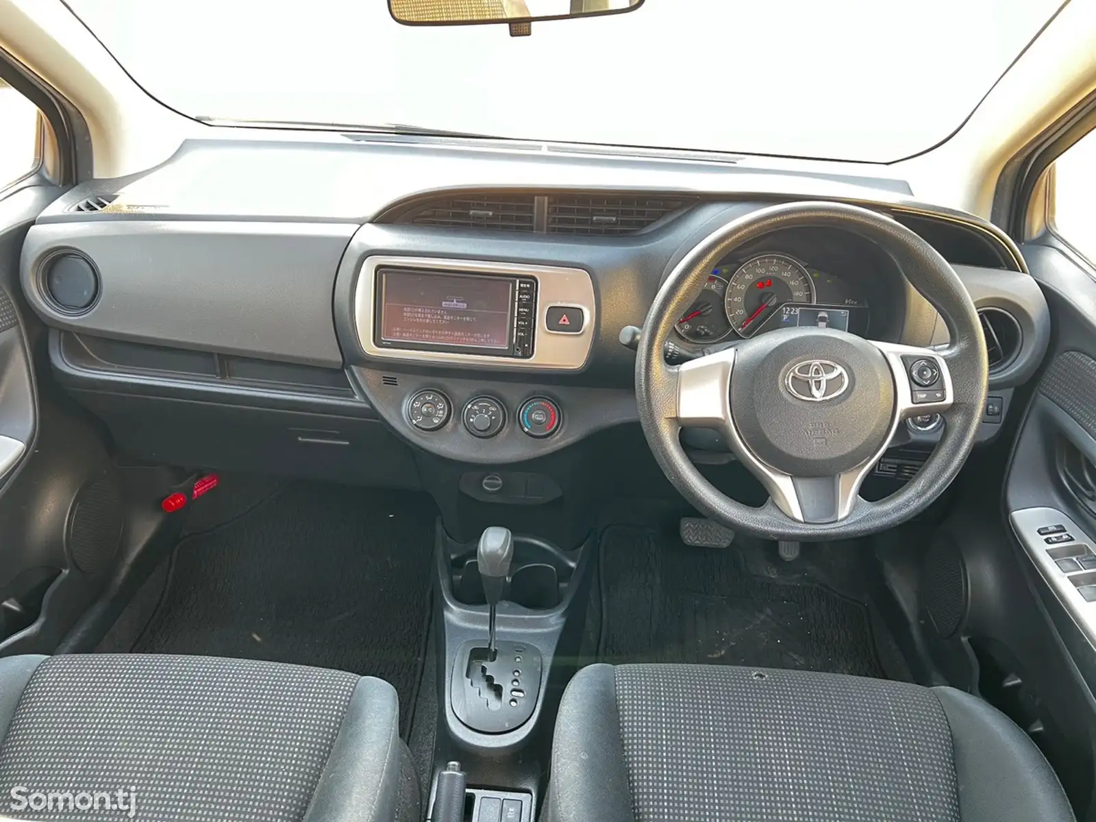 Toyota Vitz, 2014-16