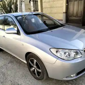 Hyundai Avante, 2009