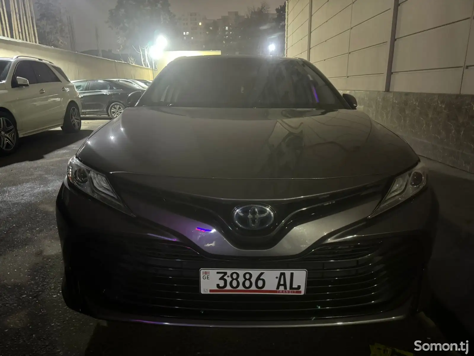 Toyota Camry, 2018-1