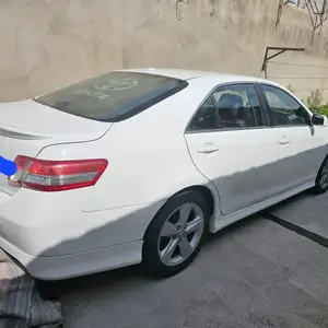 Toyota Camry, 2010