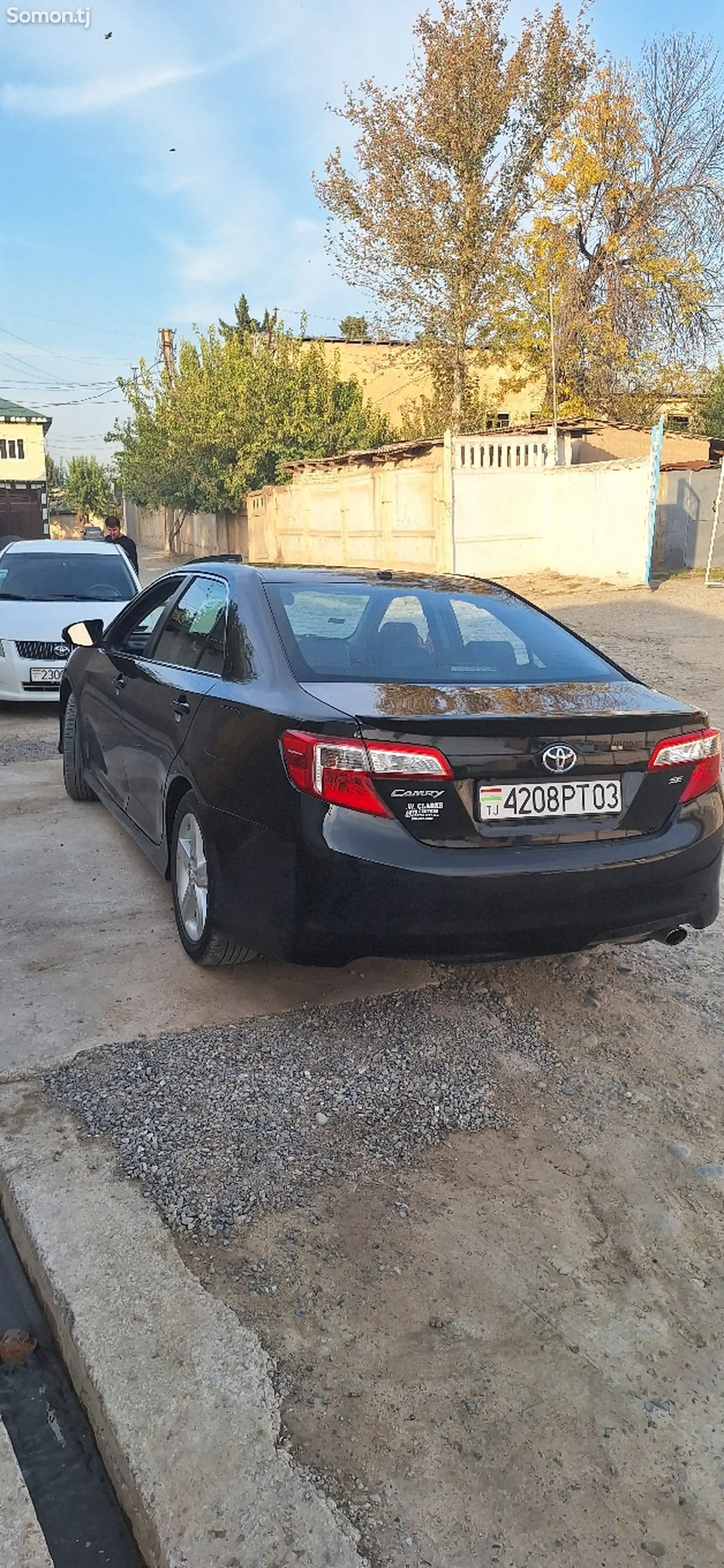 Toyota Camry, 2012-1