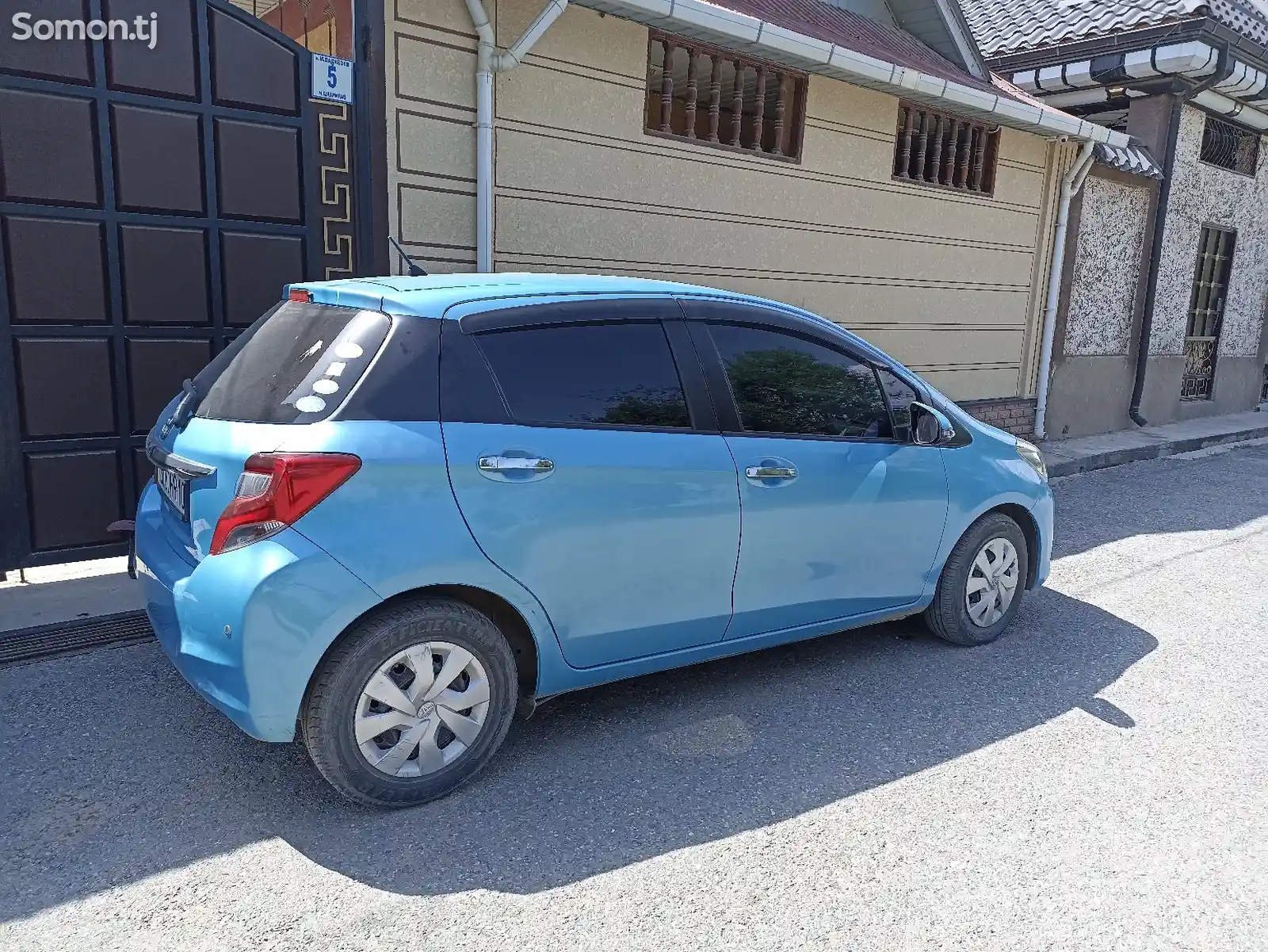 Toyota Vitz, 2015-9