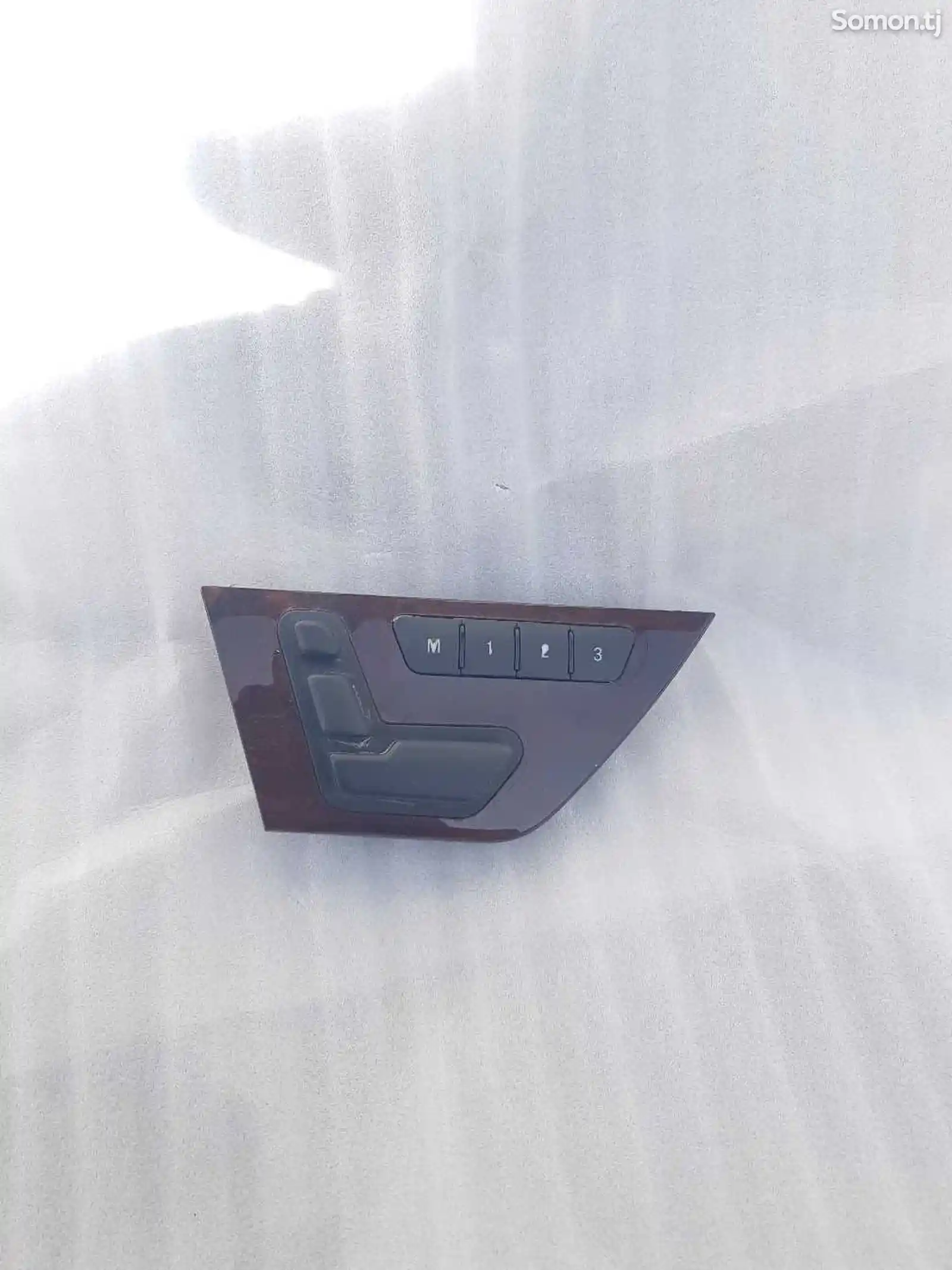 Кнопка управления сиденьем для Mercedes-Benz W204-3