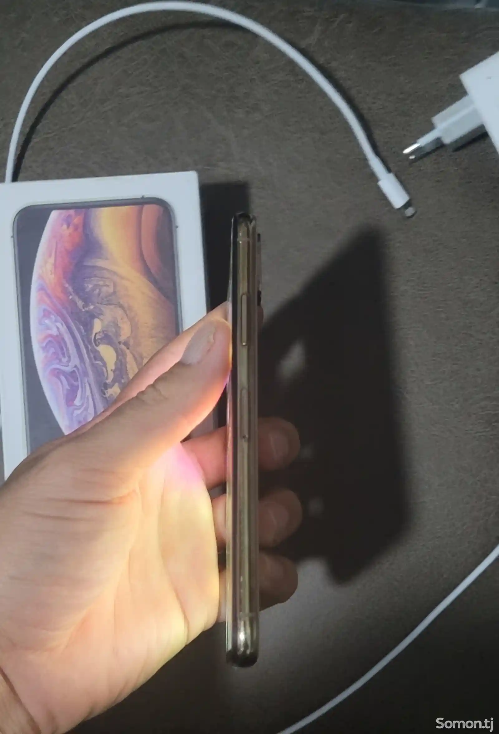 Apple iPhone Xs, 64 gb, Gold-3