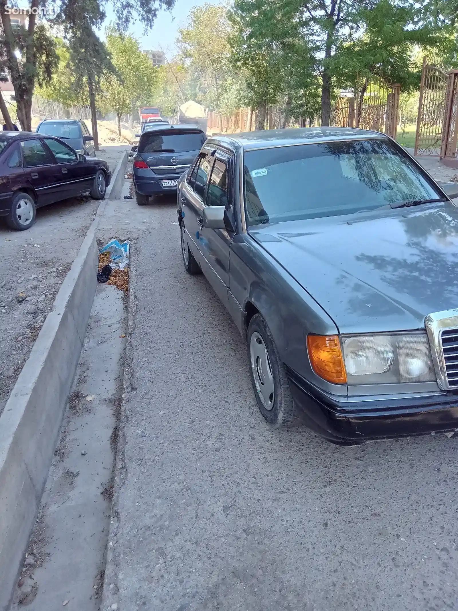 Mercedes-Benz W124, 1995-4