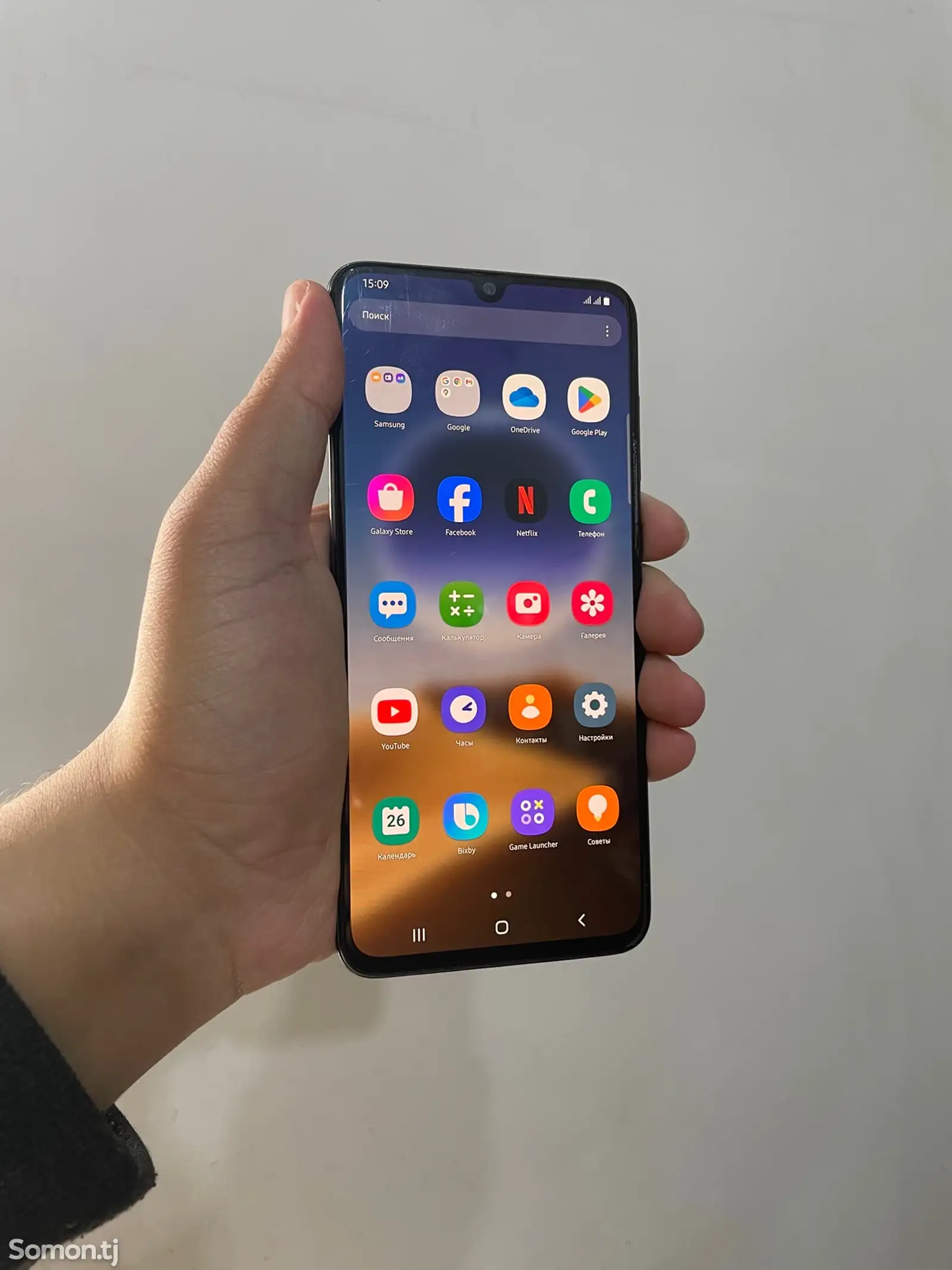 Samsung Galaxy A70-1