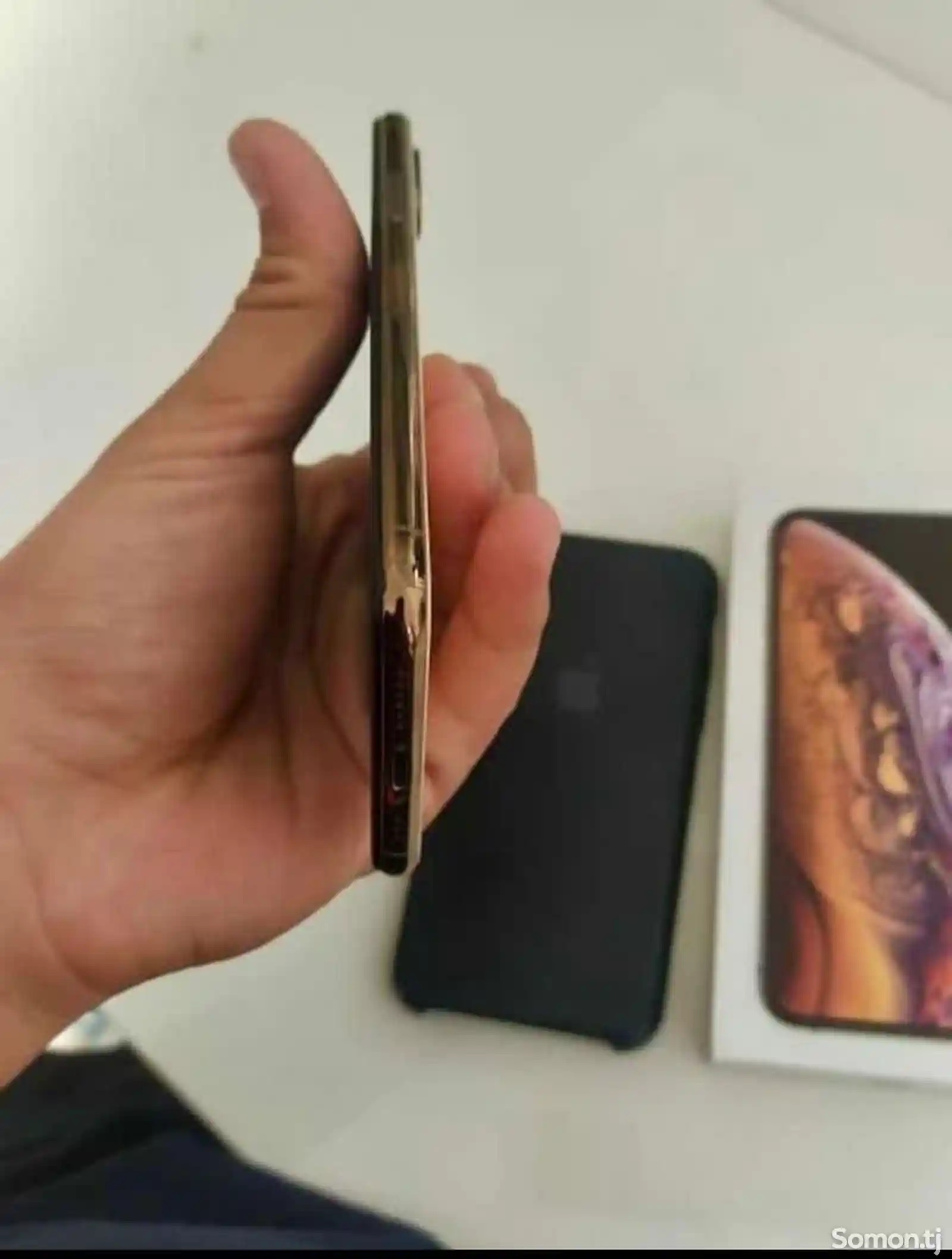 Apple iPhone Xs, 64 gb, Gold-2