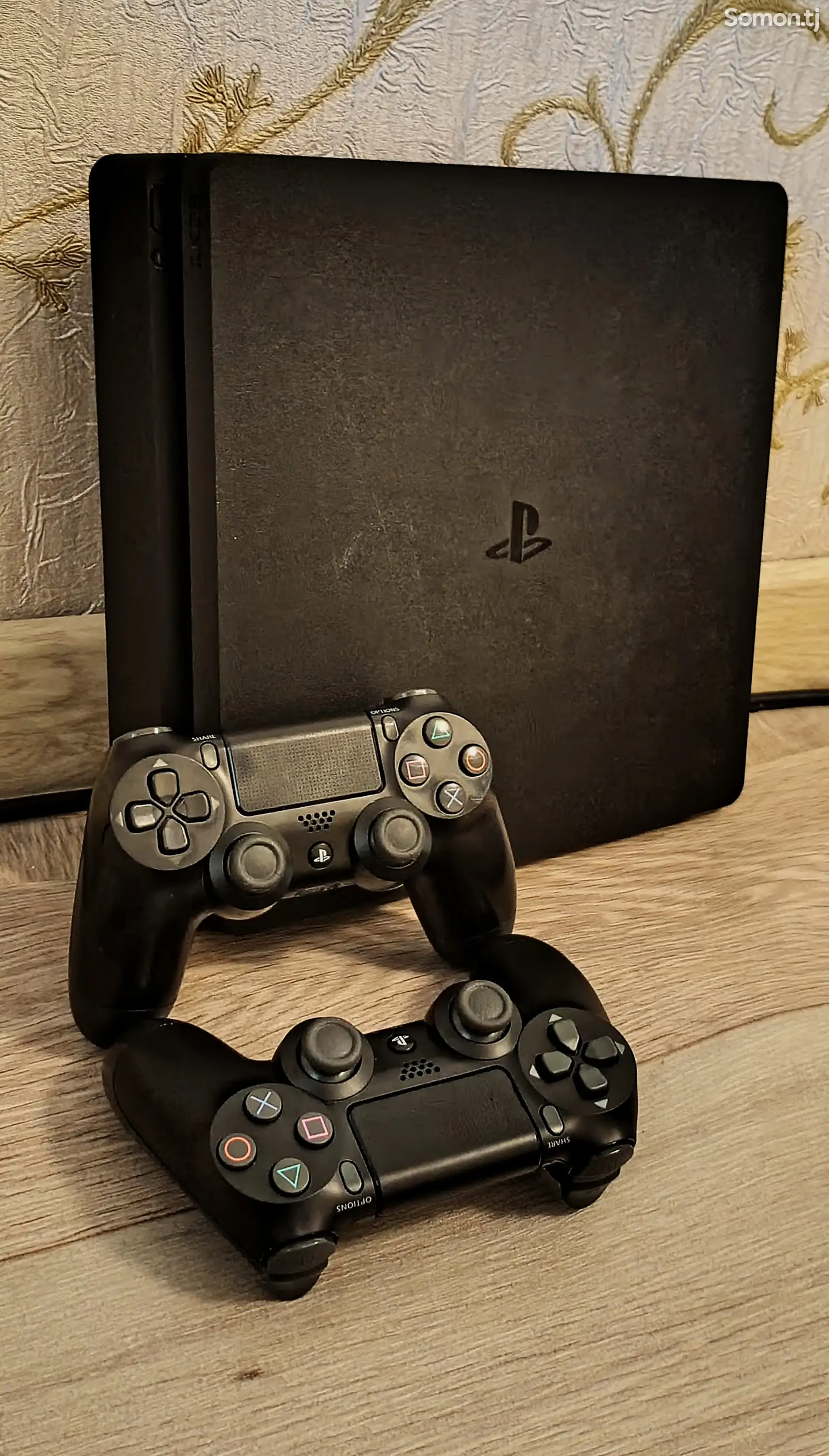 Игровая приставка Sony PlayStation 4 slim