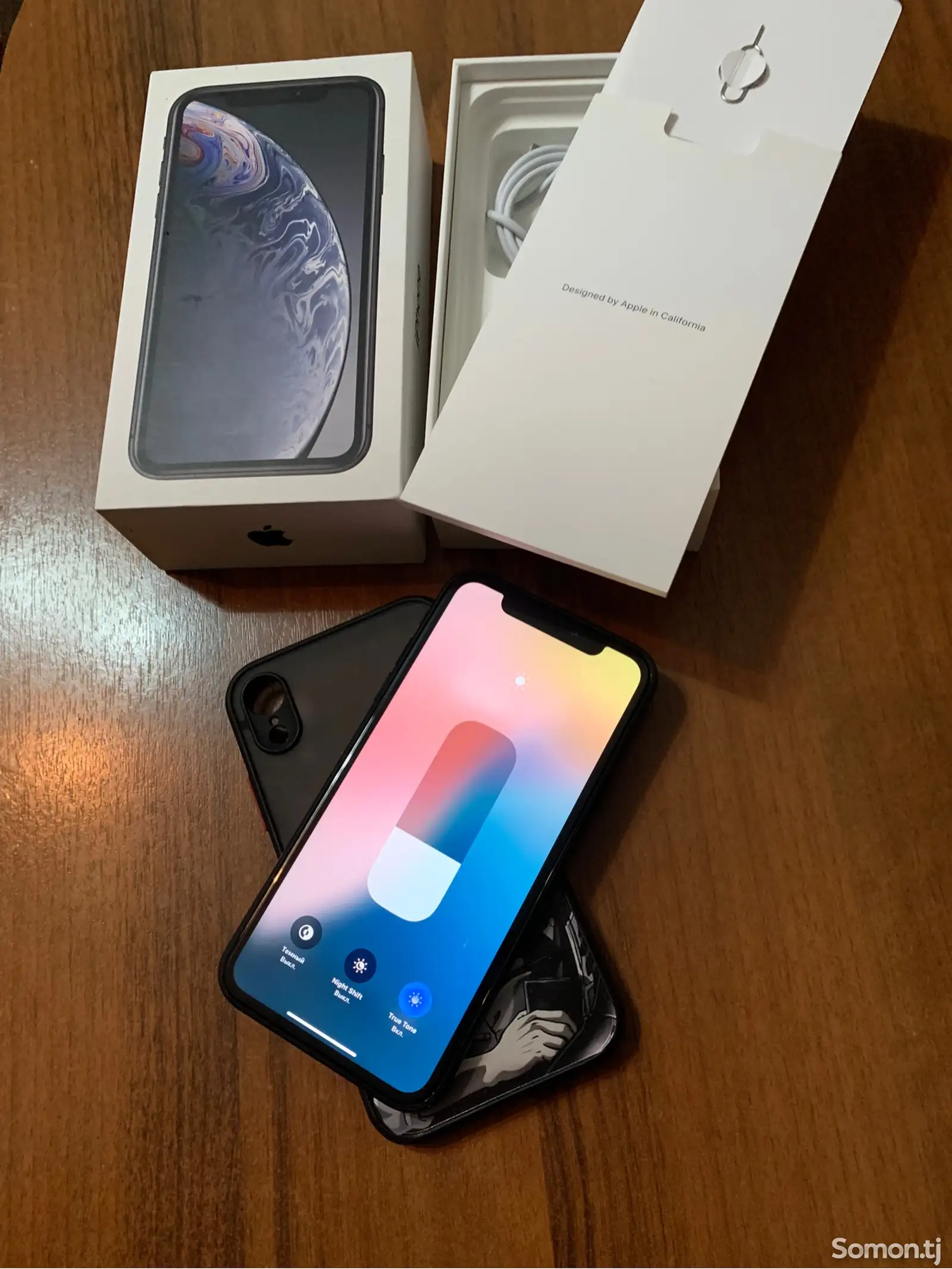 Apple iPhone Xr, 64 gb, Black-1