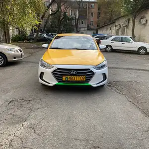 Hyundai Elantra, 2018