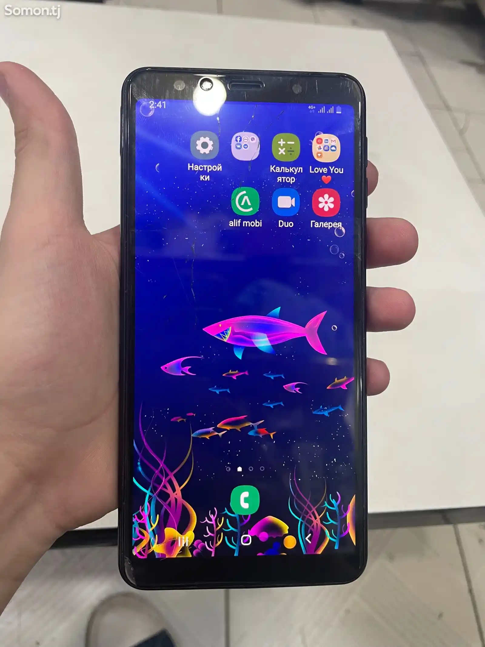 Samsung Galaxy A7 2018-4