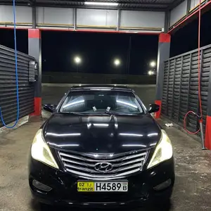 Hyundai Grandeur, 2011