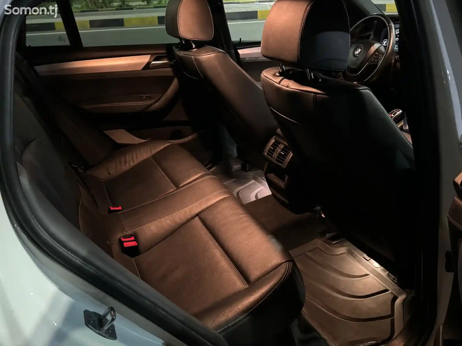 BMW X4, 2016-9