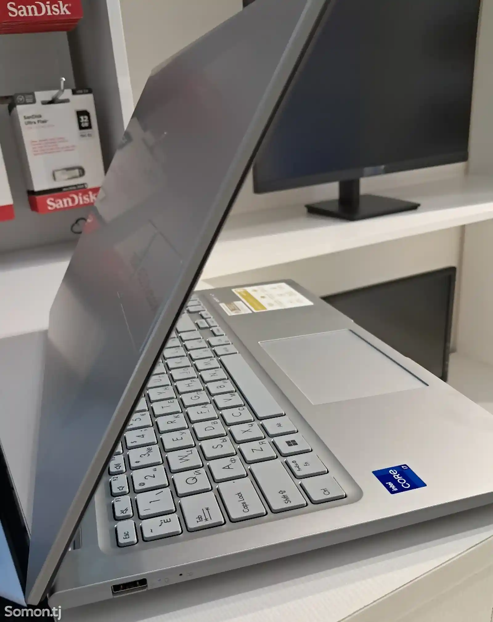 Ноутбук Asus Vivobook 15 X1504VA-NJ435,-2