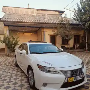 Lexus ES series, 2014