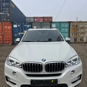 BMW X5, 2015