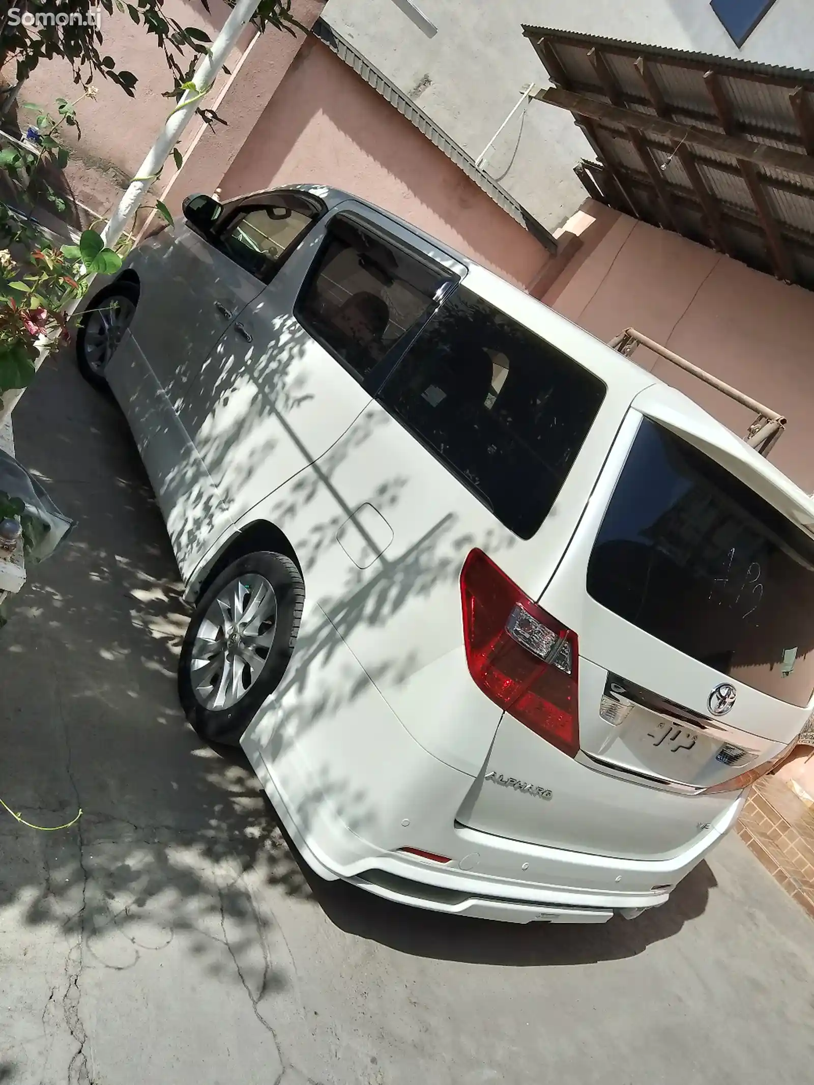 Toyota Alphard, 2014-7