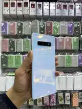 Samsung Galaxy S10 Plus-2