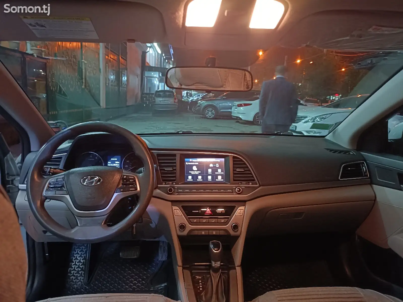 Hyundai Elantra, 2018-5