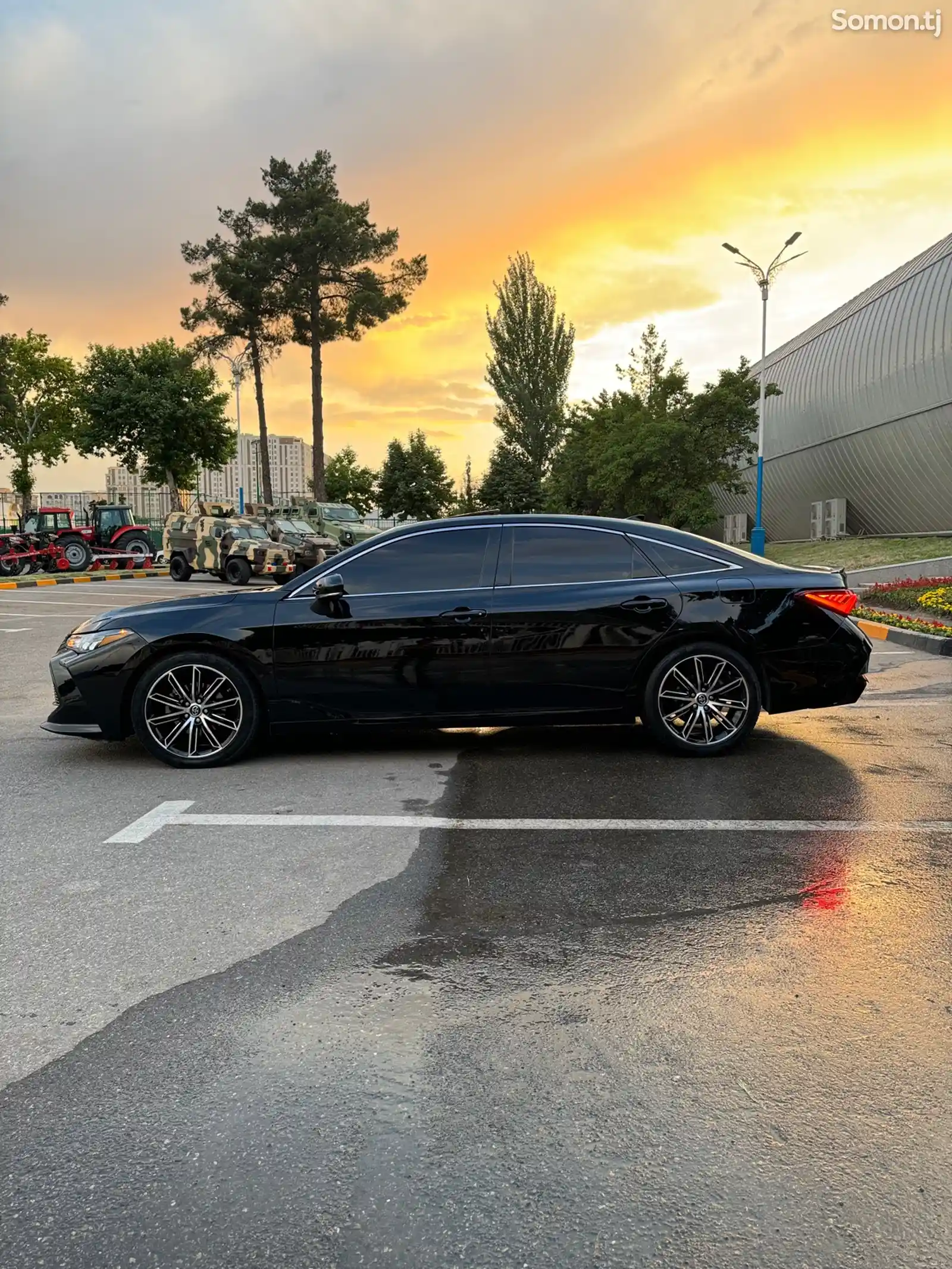 Toyota Avalon, 2019-6