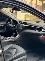 Toyota Camry, 2019-11