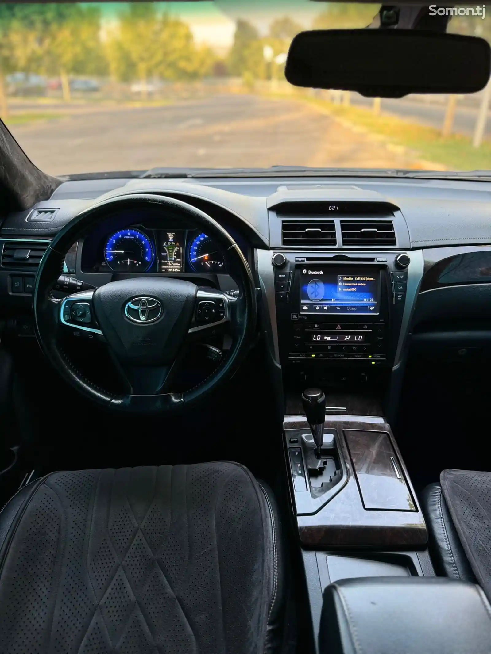 Toyota Camry, 2015-8