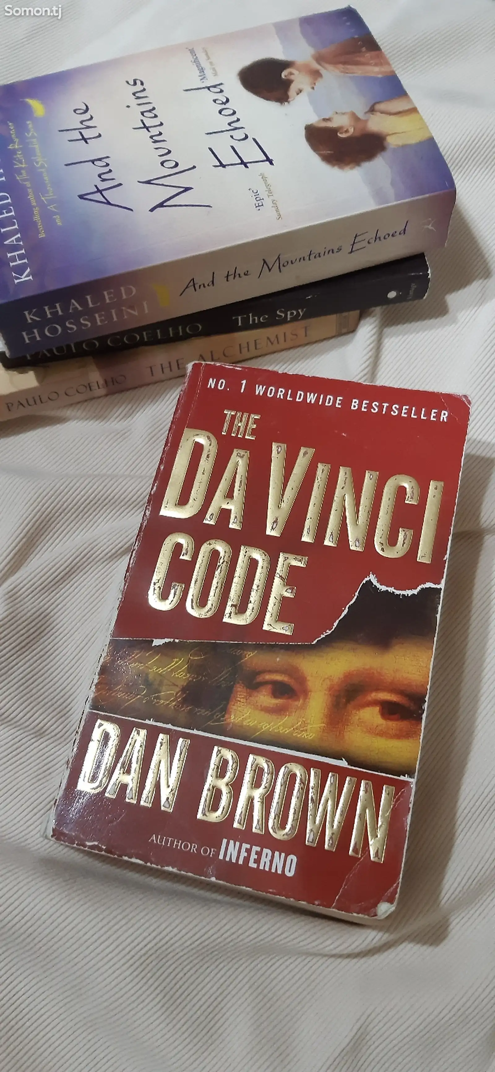 The Da Vinci Code by Dan Brown-1