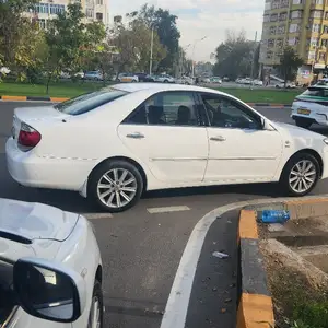 Toyota Camry, 2005