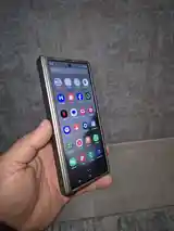 Samsung Galaxy Z fold 6-5