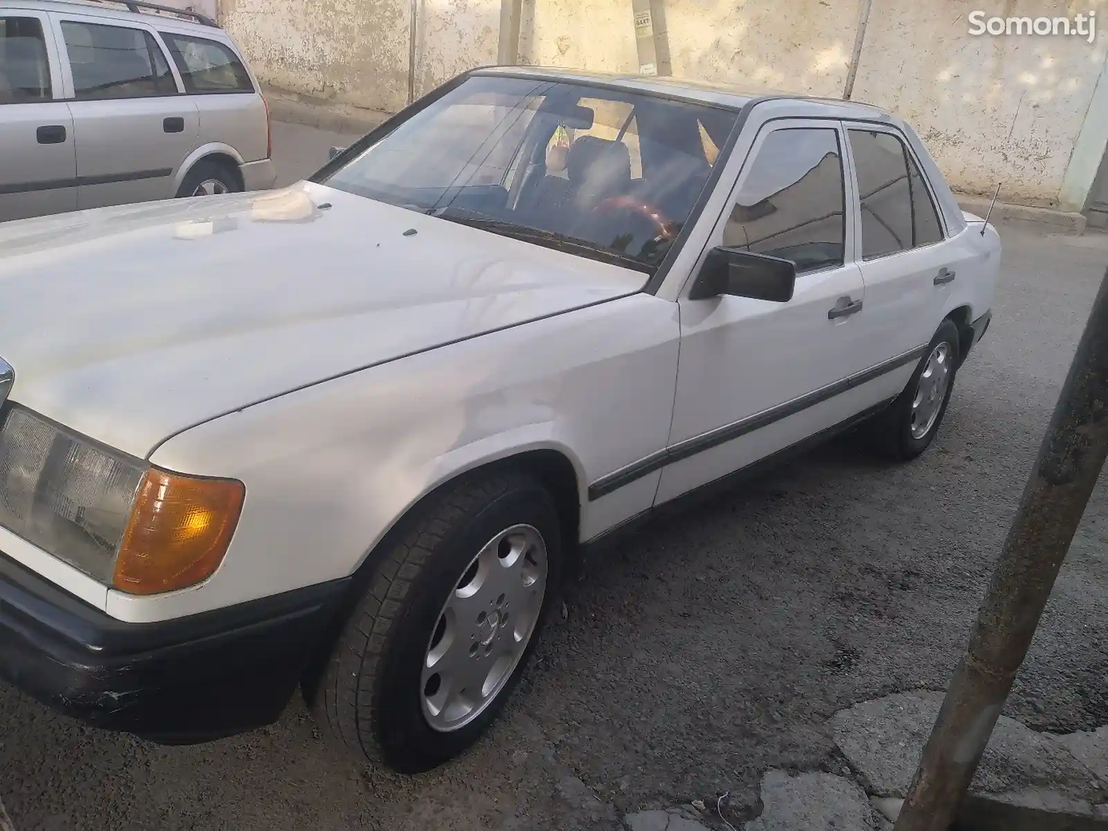 Mercedes-Benz W124, 1987-2