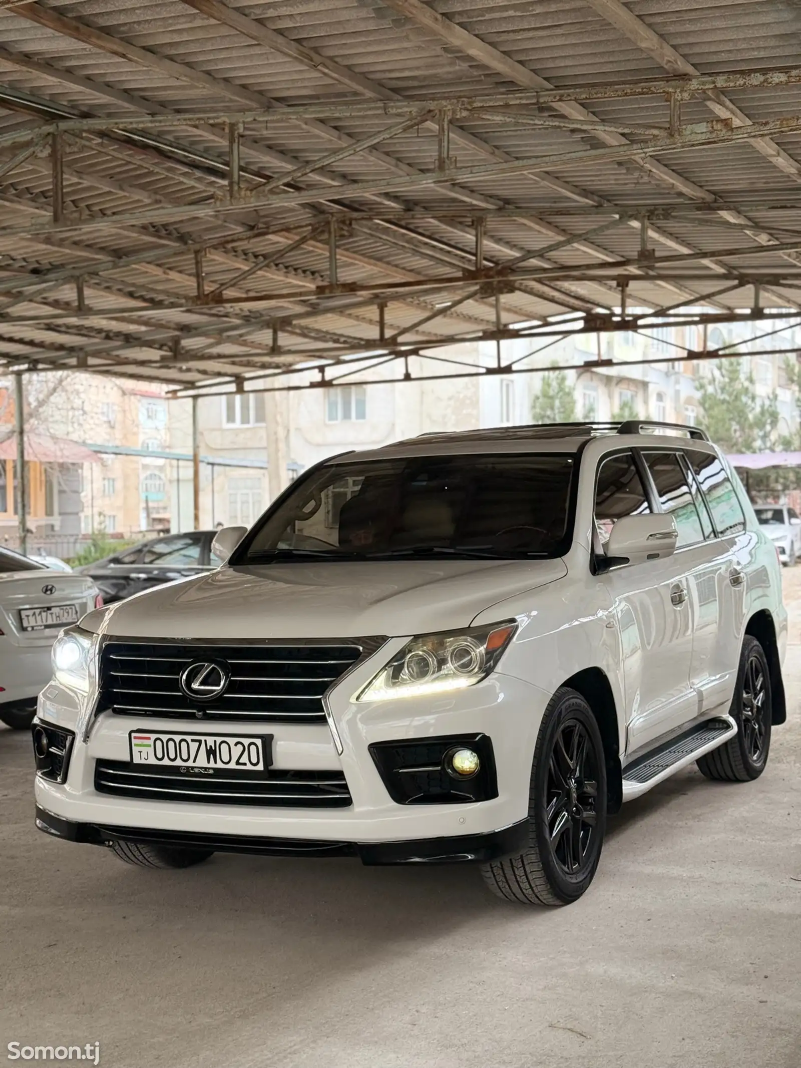 Lexus LX series, 2012-1