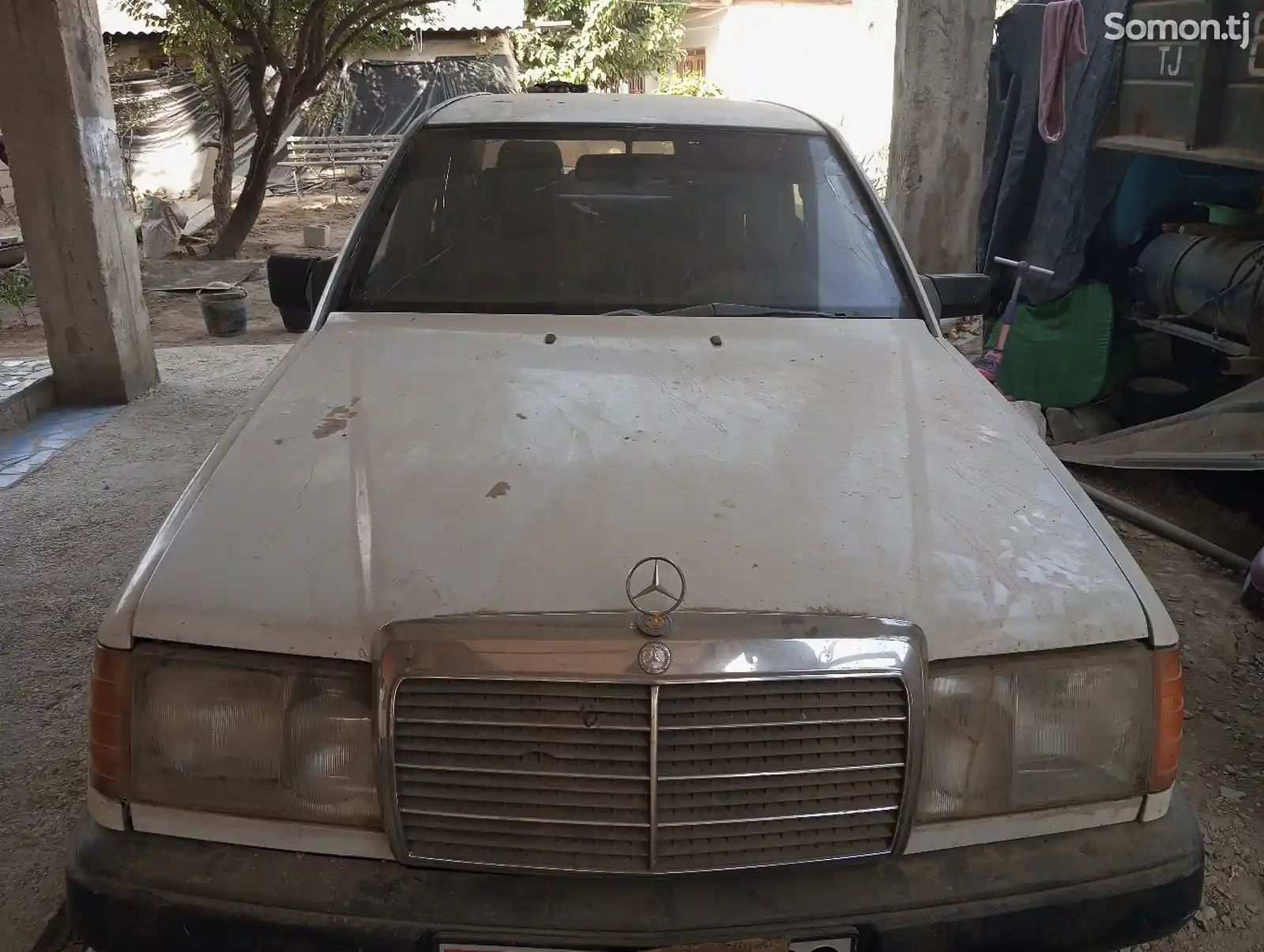 Mercedes-Benz W124, 1988-1