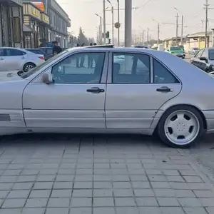 Mercedes-Benz S class, 1993